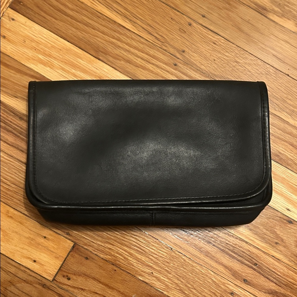 Coach Black Leather Men's or Women’s Clutch Wallet Vintage